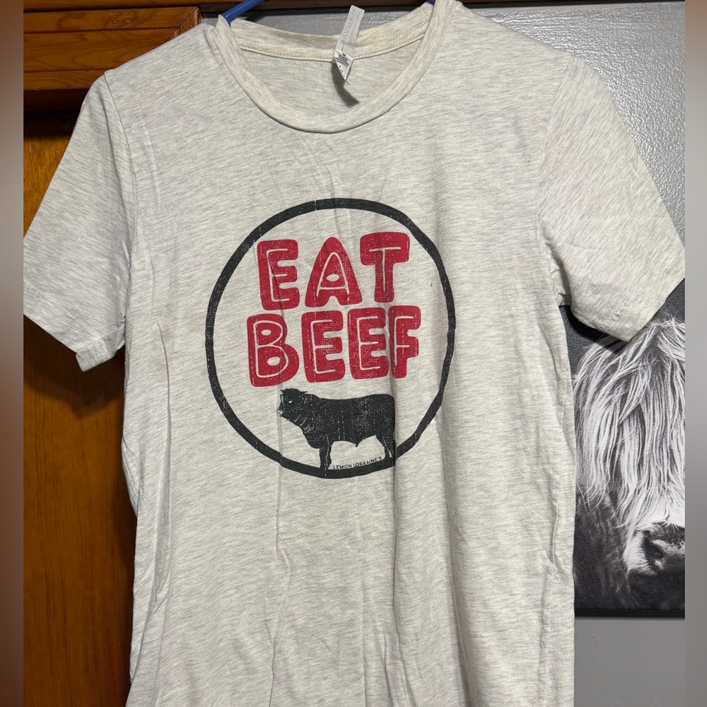 Gray 'Eat Beef' Graphic T-Shirt
